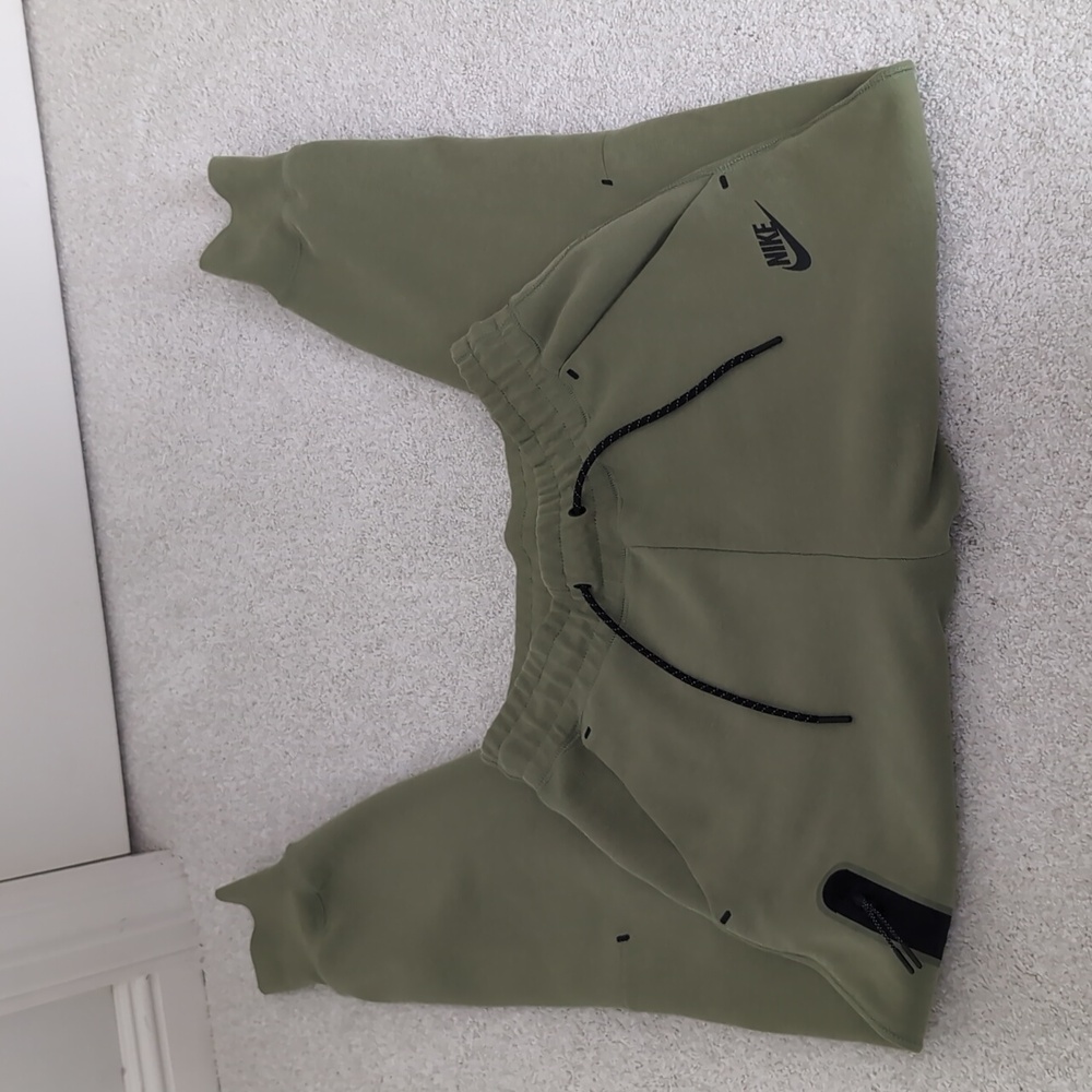 Nike Tech Sweats Sage Green Women's Size S